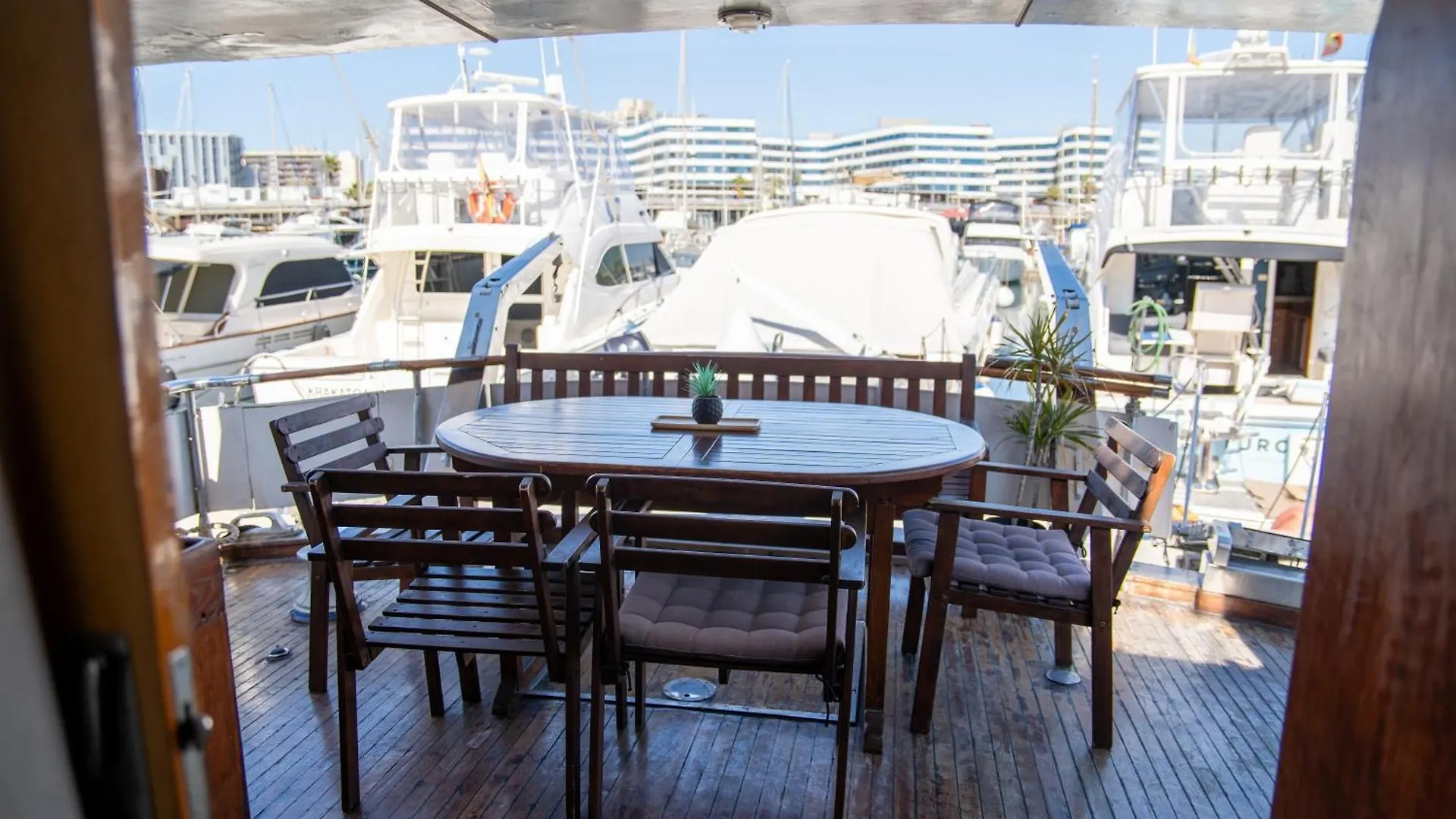 Hotel Boat Aloha Sant Adria de Besos 0*,
